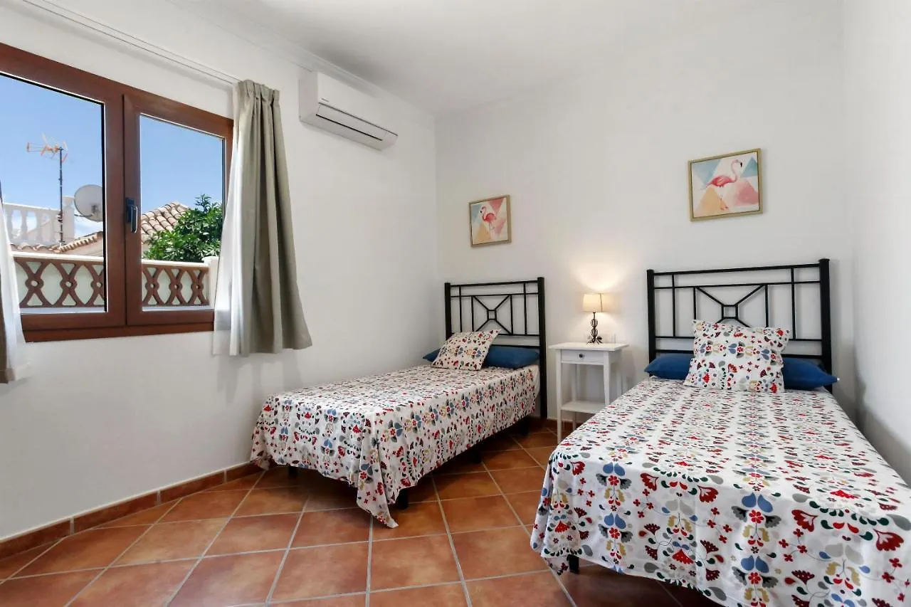 Villa Thomas Κοραλέχο