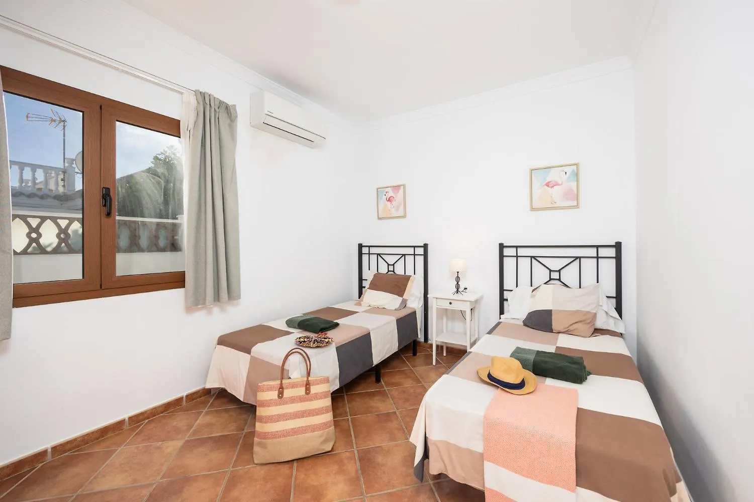 Villa Thomas Κοραλέχο 0*,